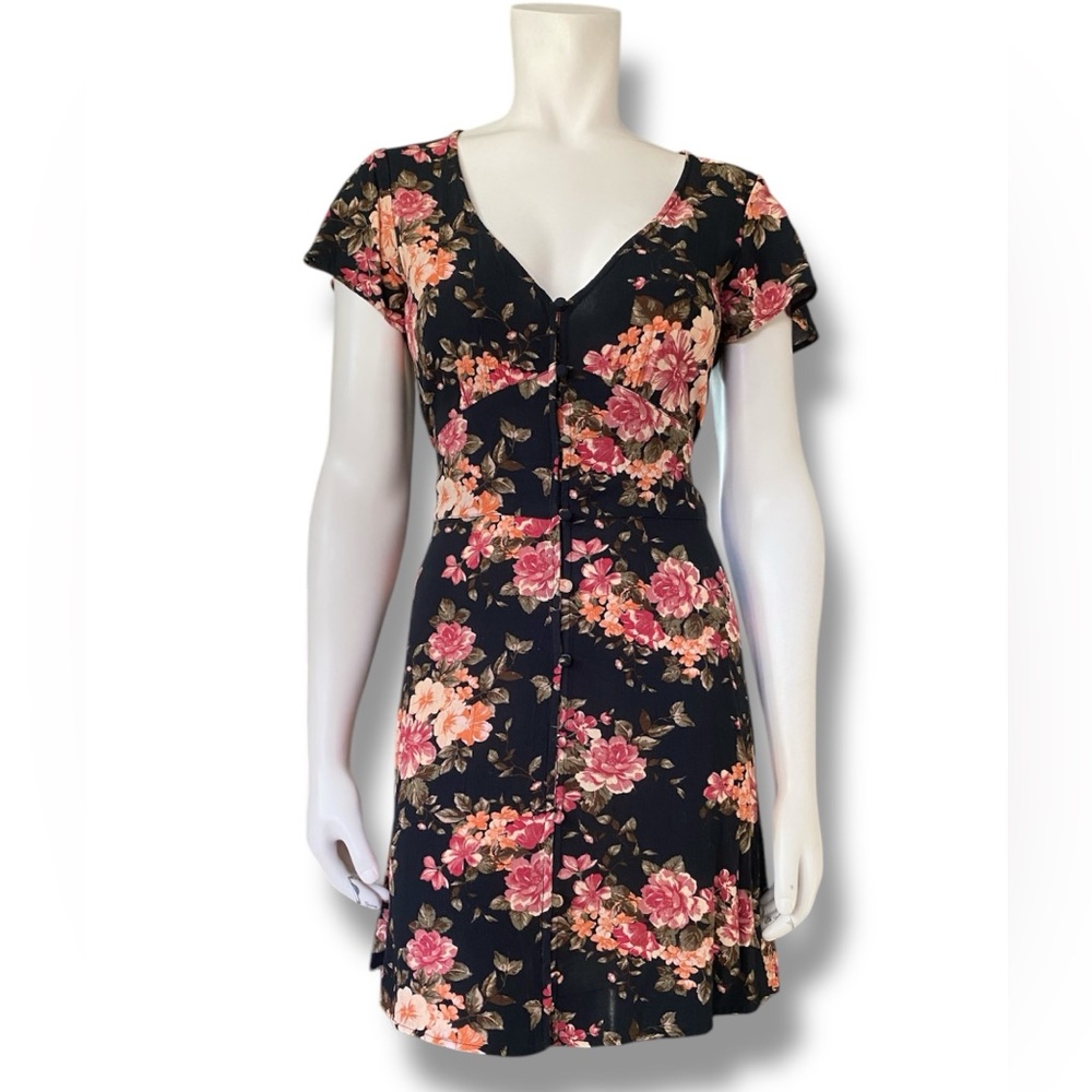 American Eagle Outfitters | NWT’s Y2K floral western bohemian button down dress